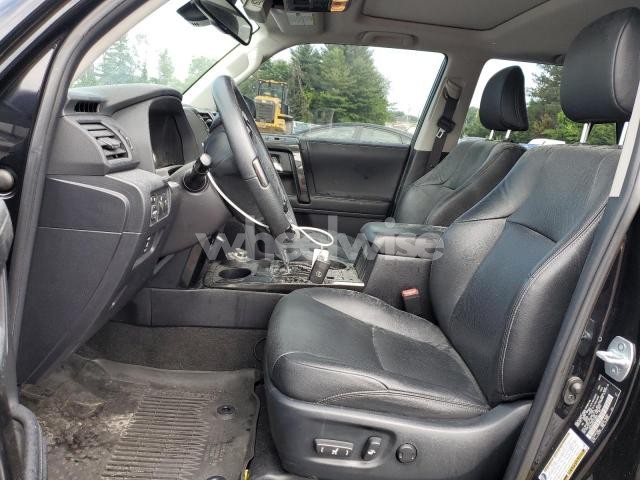 2020 TOYOTA 4RUNNER SR5/SR5 PREMIUM (VIN JTEBU5JR2L5760022) main photo