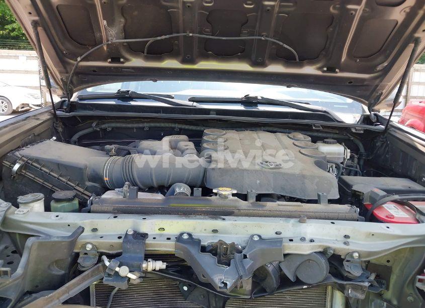 Photo 10 of 2011 Toyota 4runner SR5 V6 (VIN JTEBU5JR3B5057317)