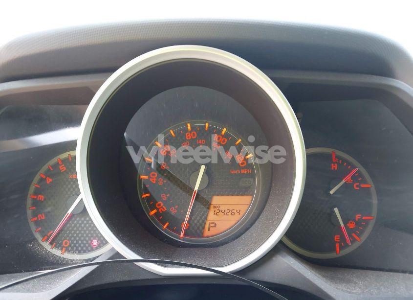 Photo 7 of 2011 Toyota 4runner SR5 V6 (VIN JTEBU5JR3B5057317)