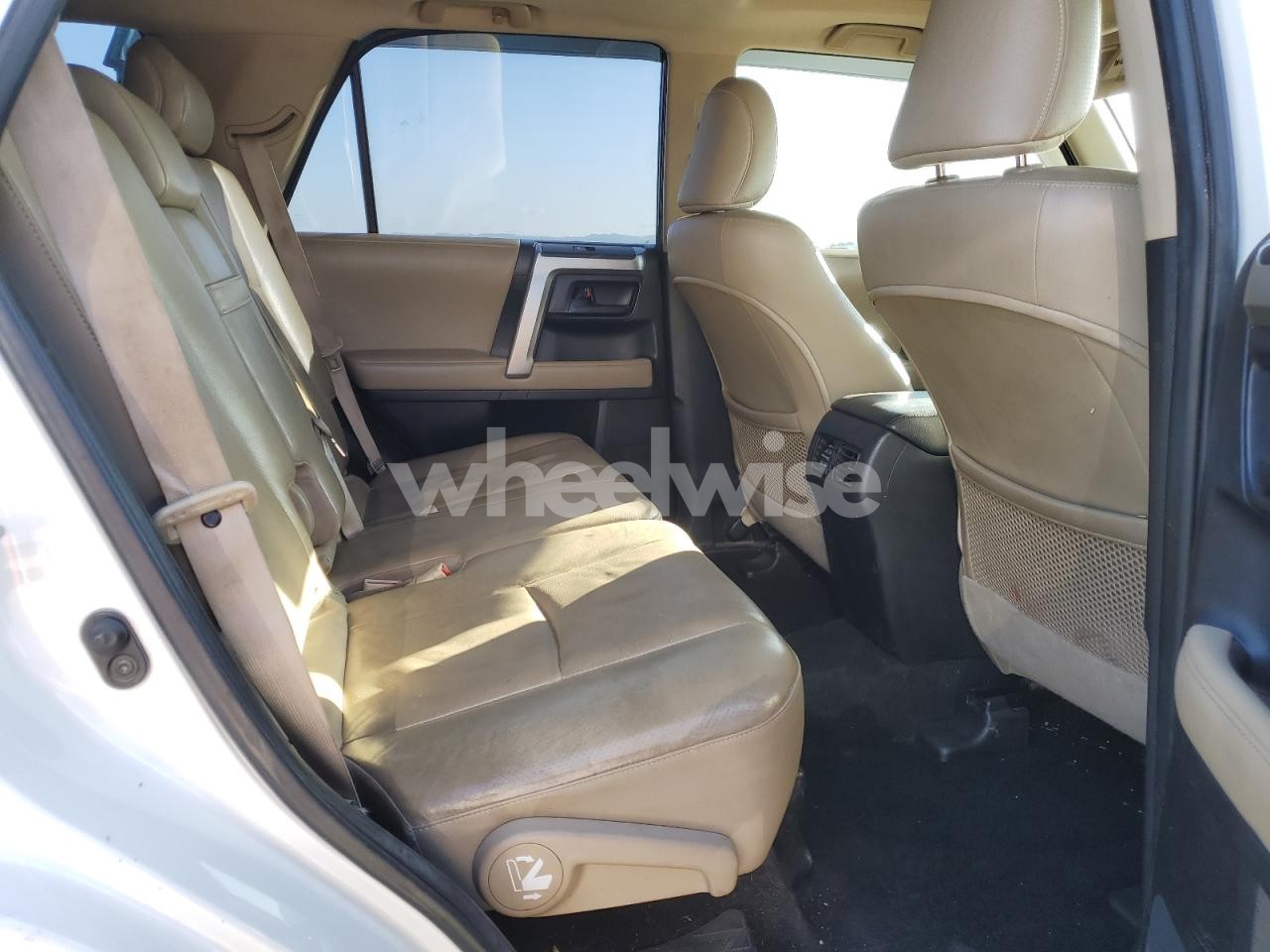 Photo 11 of 2012 TOYOTA 4RUNNER SR5 (VIN JTEBU5JR3C5094918)