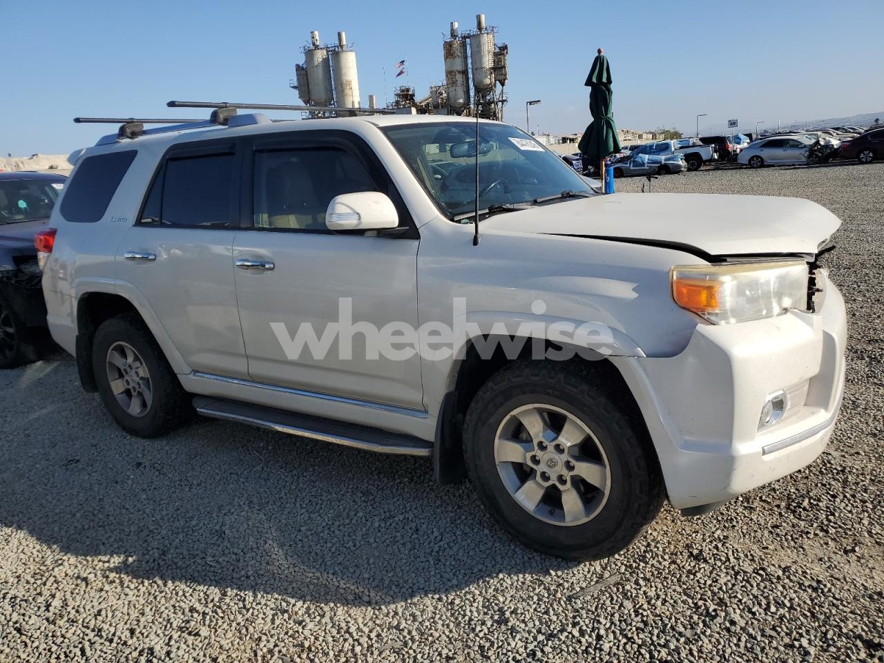 Photo 4 of 2012 TOYOTA 4RUNNER SR5 (VIN JTEBU5JR3C5094918)