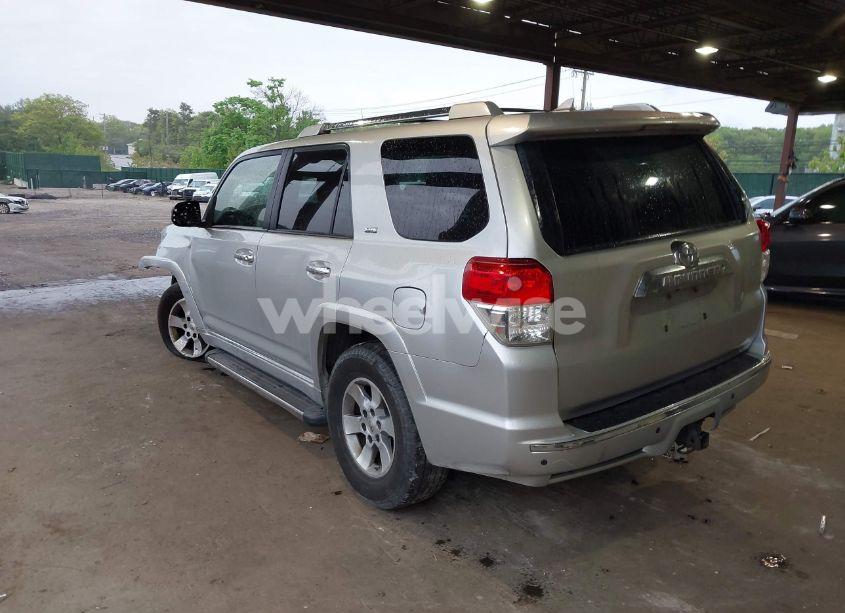 Photo 3 of 2013 Toyota 4runner SR5 (VIN JTEBU5JR3D5125795)