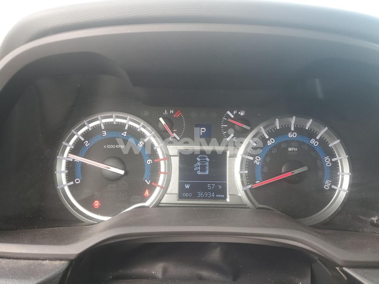 Photo 9 of 2014 TOYOTA 4RUNNER SR5 (VIN JTEBU5JR3E5195931)