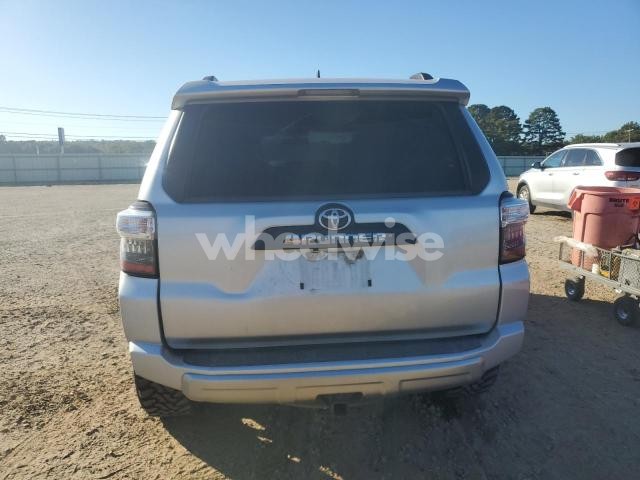Photo 3 of 2016 TOYOTA 4RUNNER SR5/SR5 PREMIUM (VIN JTEBU5JR3G5365093)