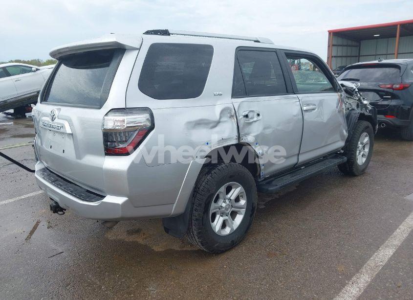Photo 4 of 2017 Toyota 4runner SR5 PREMIUM (VIN JTEBU5JR3H5433541)