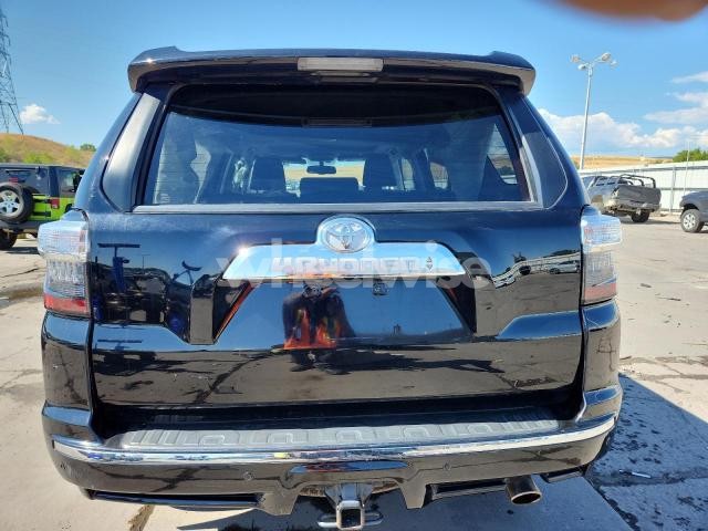 Photo 9 of 2018 TOYOTA 4RUNNER SR5/SR5 PREMIUM (VIN JTEBU5JR3J5491476)