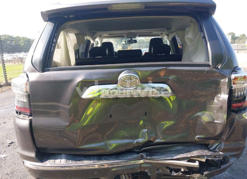 Photo 16 of 2018 Toyota 4runner LIMITED (VIN JTEBU5JR3J5510429)