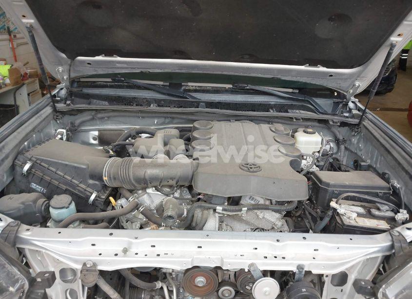 Photo 10 of 2018 Toyota 4runner TRD OFF ROAD PREMIUM (VIN JTEBU5JR3J5511337)