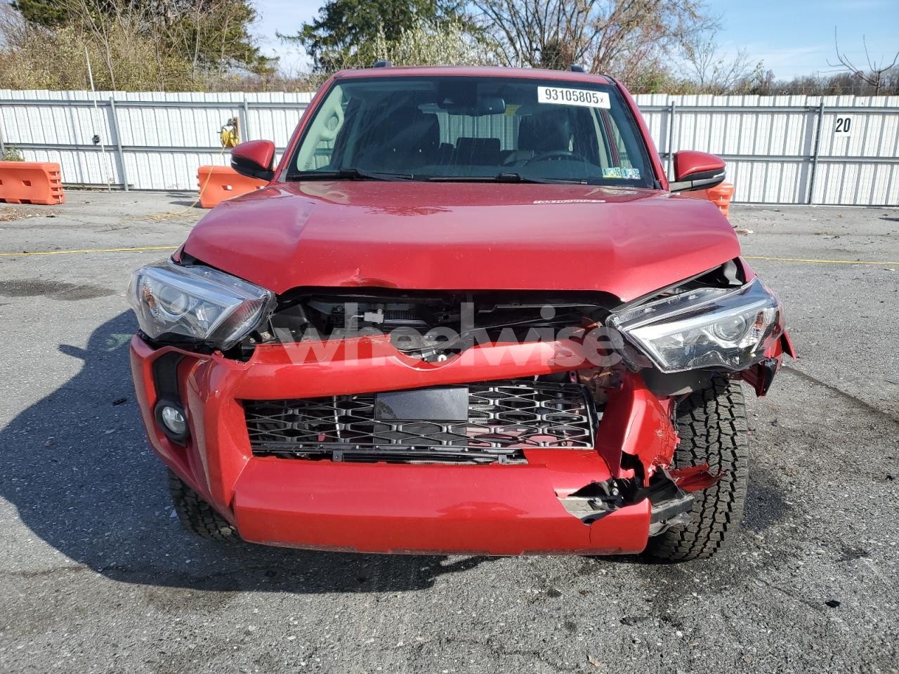 Photo 5 of 2020 TOYOTA 4RUNNER SR5/SR5 PREMIUM (VIN JTEBU5JR3L5770364)