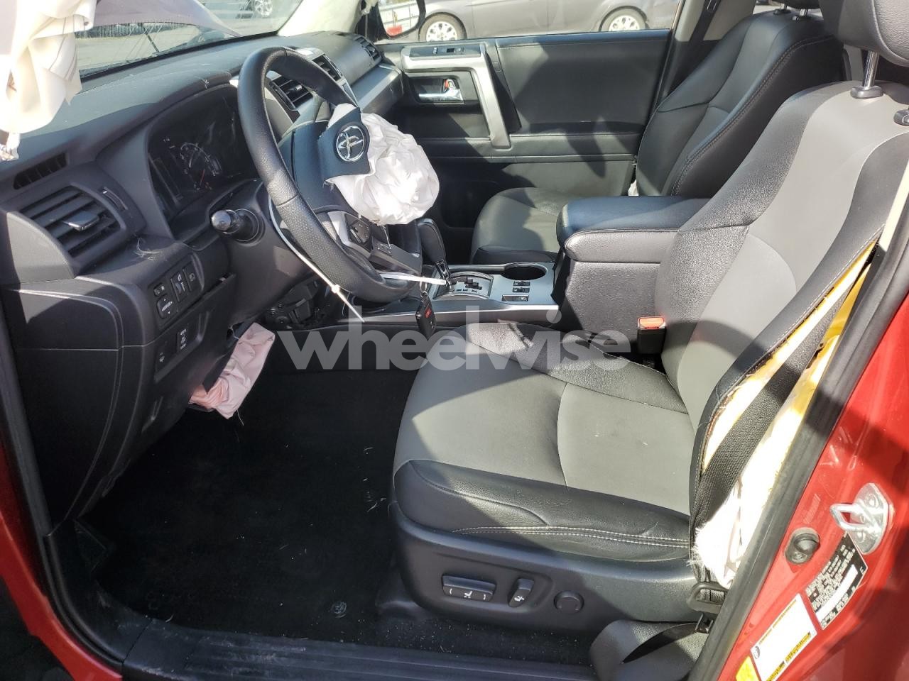 Photo 7 of 2020 TOYOTA 4RUNNER SR5/SR5 PREMIUM (VIN JTEBU5JR3L5770364)