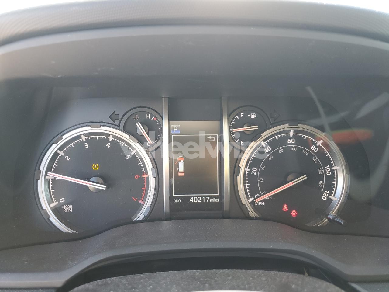 Photo 9 of 2020 TOYOTA 4RUNNER SR5/SR5 PREMIUM (VIN JTEBU5JR3M5885533)