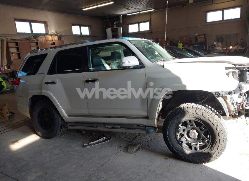 Photo 14 of 2010 Toyota 4runner LIMITED V6 (VIN JTEBU5JR4A5026155)