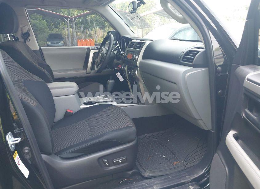 Photo 5 of 2011 Toyota 4runner SR5 V6 (VIN JTEBU5JR4B5051347)