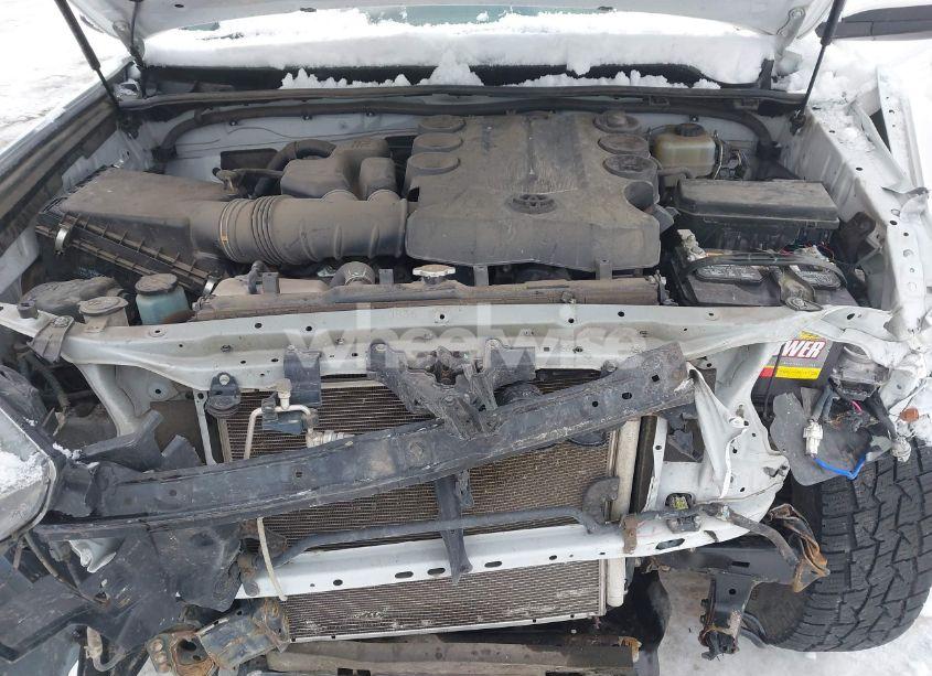 Photo 10 of 2015 Toyota 4runner SR5 (VIN JTEBU5JR4F5218442)