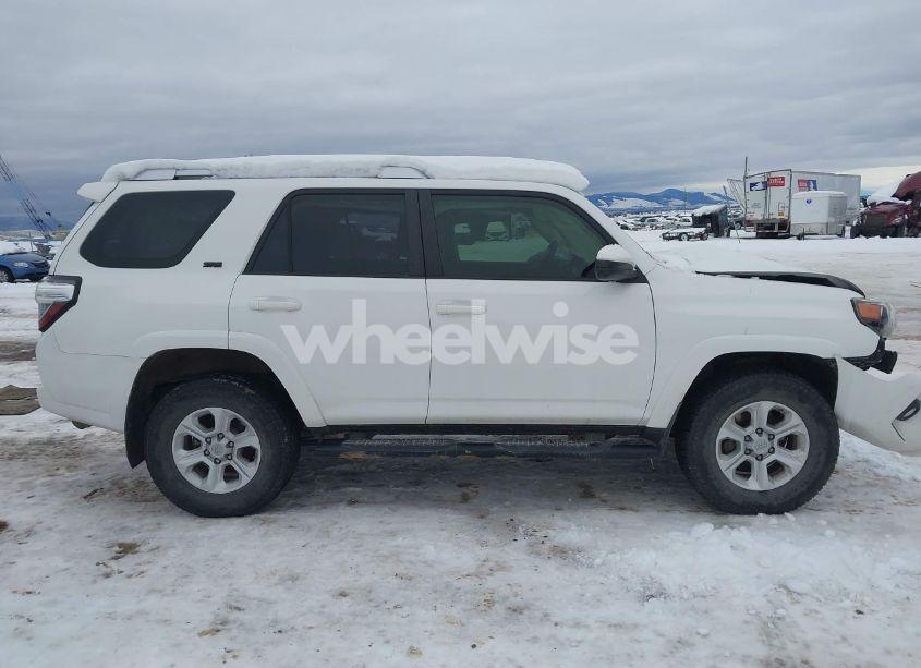Photo 14 of 2015 Toyota 4runner SR5 (VIN JTEBU5JR4F5218442)