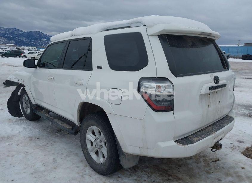 Photo 3 of 2015 Toyota 4runner SR5 (VIN JTEBU5JR4F5218442)