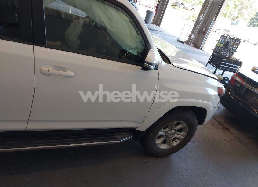 Photo 13 of 2015 Toyota 4runner SR5 PREMIUM (VIN JTEBU5JR4F5276275)