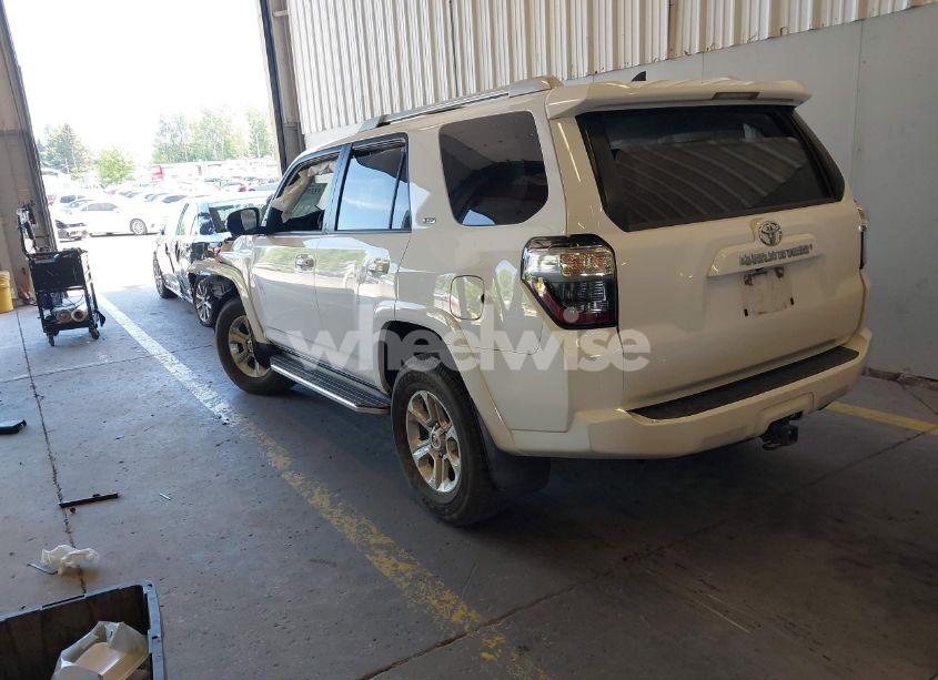 Photo 3 of 2015 Toyota 4runner SR5 PREMIUM (VIN JTEBU5JR4F5276275)