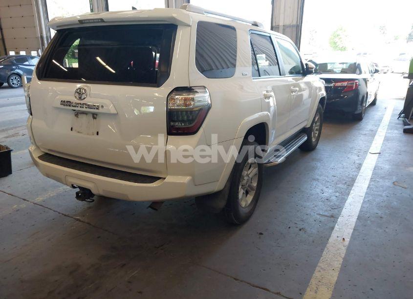 Photo 4 of 2015 Toyota 4runner SR5 PREMIUM (VIN JTEBU5JR4F5276275)