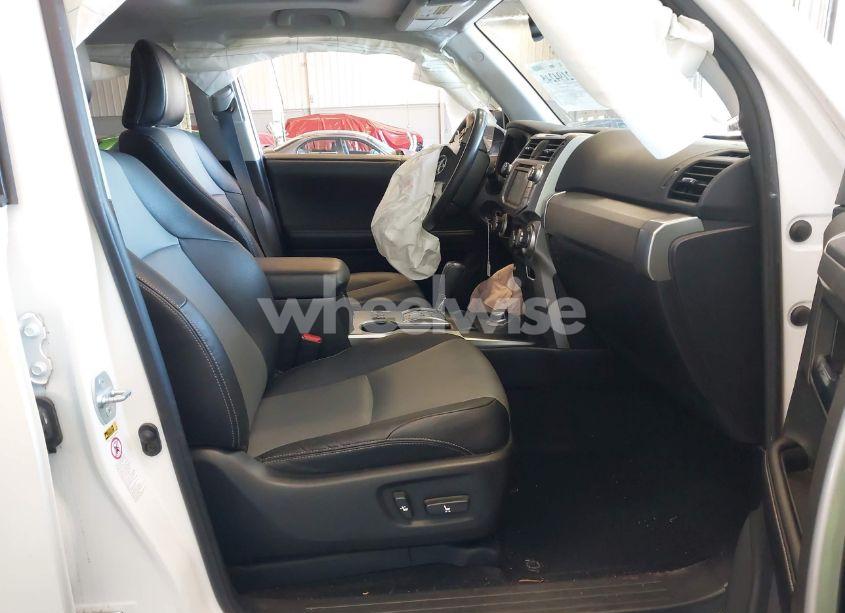 Photo 5 of 2015 Toyota 4runner SR5 PREMIUM (VIN JTEBU5JR4F5276275)