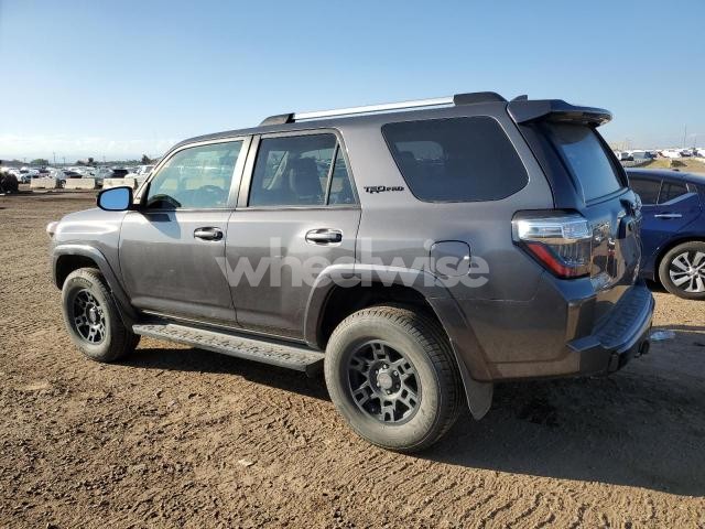 Photo 8 of 2016 TOYOTA 4RUNNER SR5/SR5 PREMIUM (VIN JTEBU5JR4G5356600)