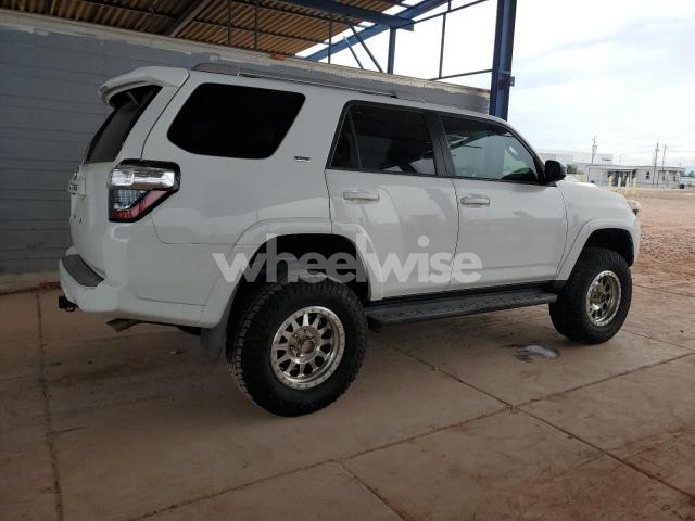 Photo 4 of 2017 TOYOTA 4RUNNER SR5/SR5 PREMIUM (VIN JTEBU5JR4H5469061)