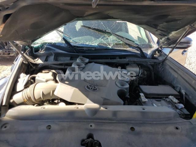 Photo 3 of 2018 TOYOTA 4RUNNER SR5/SR5 PREMIUM (VIN JTEBU5JR4J5521732)