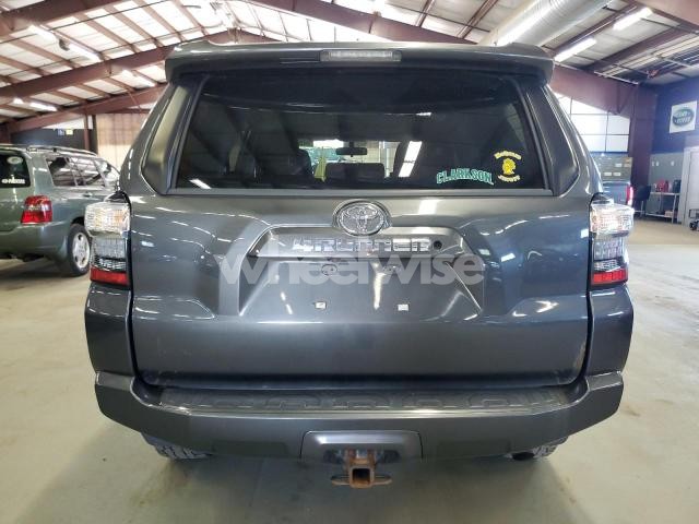 Photo 12 of 2018 TOYOTA 4RUNNER SR5/SR5 PREMIUM (VIN JTEBU5JR4J5582210)