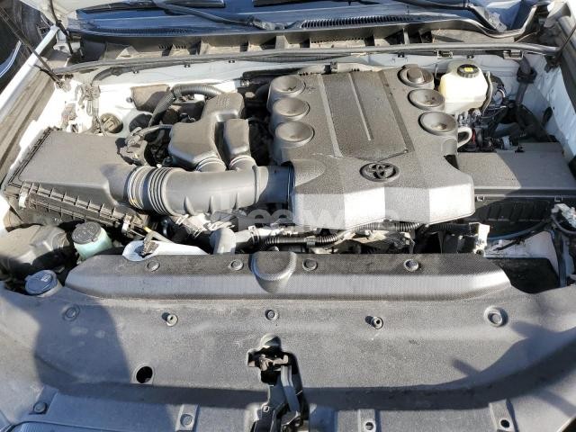 Photo 10 of 2019 TOYOTA 4RUNNER SR5/SR5 PREMIUM (VIN JTEBU5JR4K5614980)