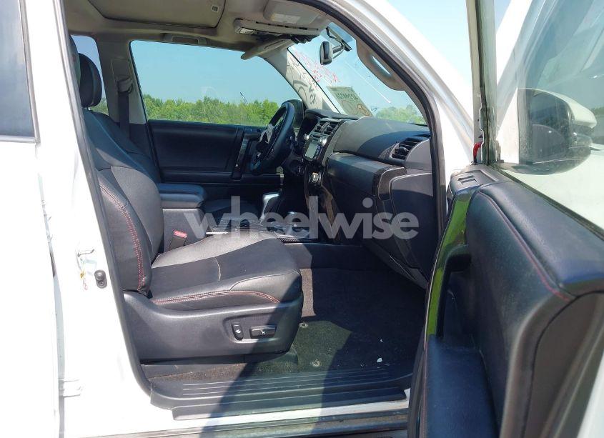 Photo 5 of 2019 Toyota 4runner TRD OFF ROAD PREMIUM (VIN JTEBU5JR4K5659014)