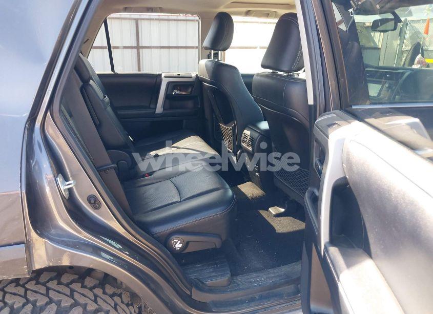 Photo 8 of 2019 Toyota 4runner SR5 (VIN JTEBU5JR4K5676153)