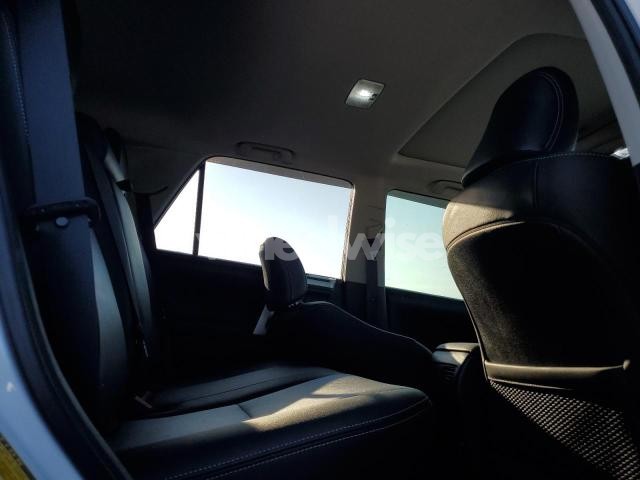 Photo 4 of 2019 TOYOTA 4RUNNER SR5/SR5 PREMIUM (VIN JTEBU5JR4K5720278)