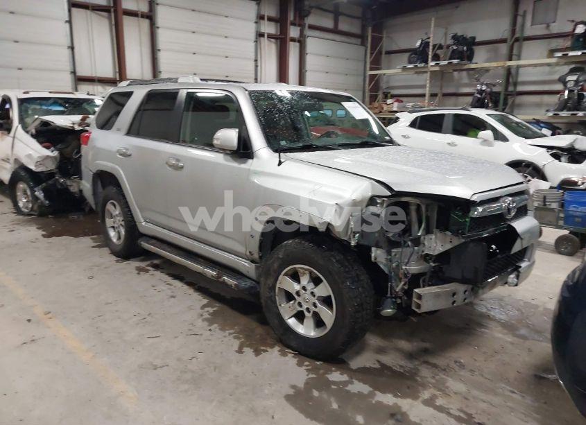 2011 Toyota 4runner SR5 V6 (VIN JTEBU5JR5B5055388) main photo