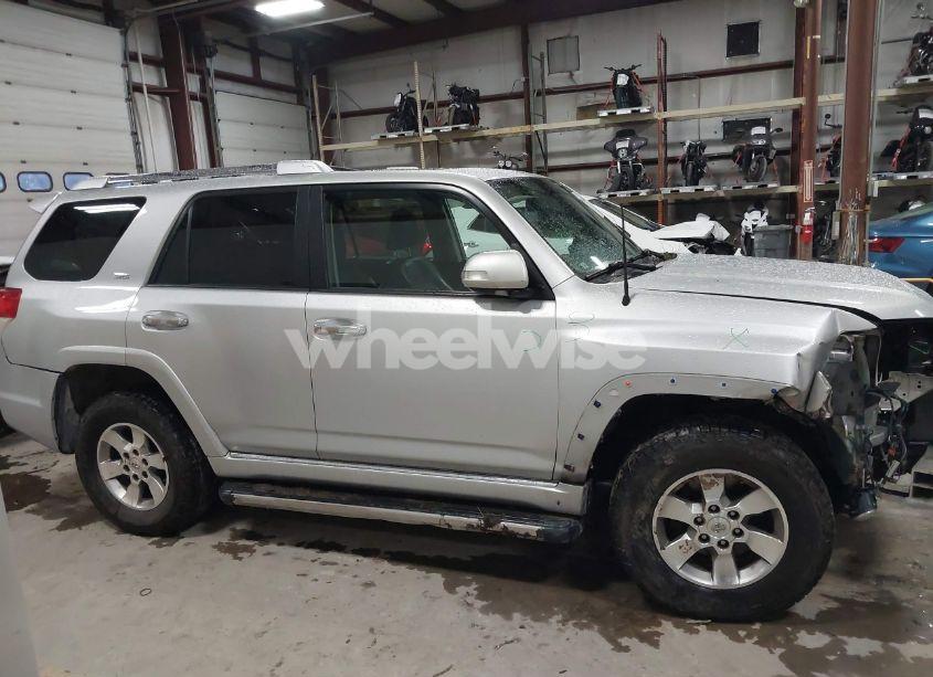 Photo 13 of 2011 Toyota 4runner SR5 V6 (VIN JTEBU5JR5B5055388)