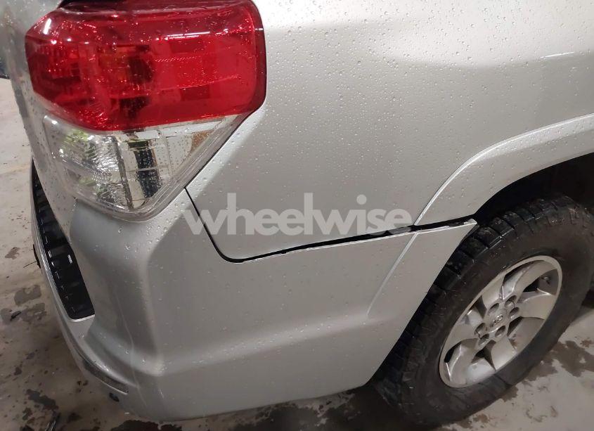 Photo 18 of 2011 Toyota 4runner SR5 V6 (VIN JTEBU5JR5B5055388)