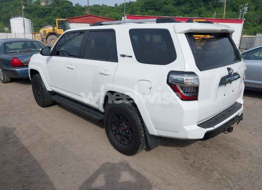 Photo 3 of 2015 Toyota 4runner TRD PRO (VIN JTEBU5JR5F5254043)