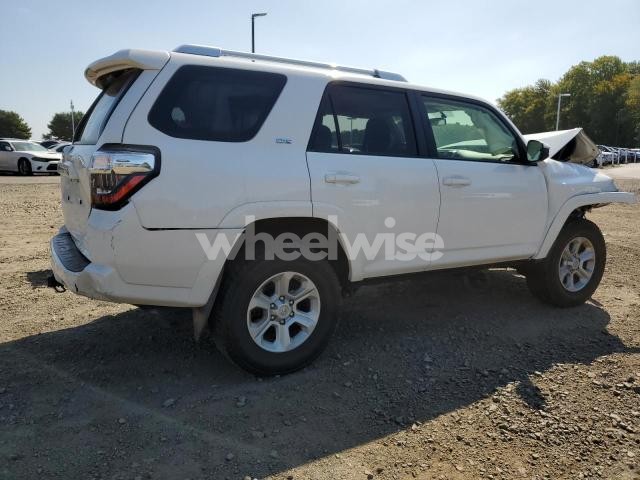 Photo 4 of 2017 TOYOTA 4RUNNER SR5/SR5 PREMIUM (VIN JTEBU5JR5H5418796)