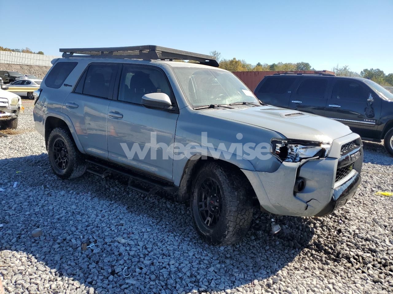 Photo 4 of 2017 TOYOTA 4RUNNER SR5/SR5 PREMIUM (VIN JTEBU5JR5H5421309)