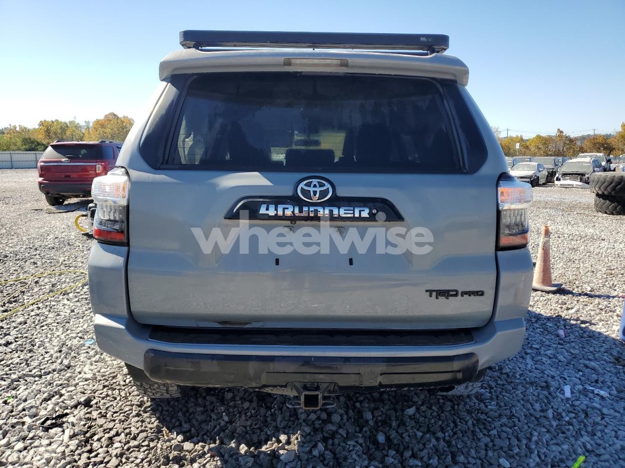 Photo 6 of 2017 TOYOTA 4RUNNER SR5/SR5 PREMIUM (VIN JTEBU5JR5H5421309)