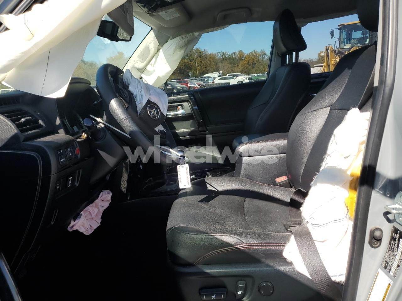 Photo 7 of 2017 TOYOTA 4RUNNER SR5/SR5 PREMIUM (VIN JTEBU5JR5H5421309)