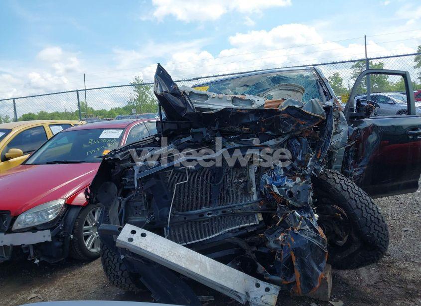 Photo 13 of 2017 Toyota 4runner SR5 PREMIUM (VIN JTEBU5JR5H5468940)