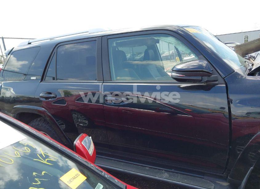 Photo 14 of 2017 Toyota 4runner SR5 PREMIUM (VIN JTEBU5JR5H5468940)