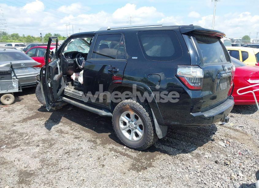 Photo 3 of 2017 Toyota 4runner SR5 PREMIUM (VIN JTEBU5JR5H5468940)