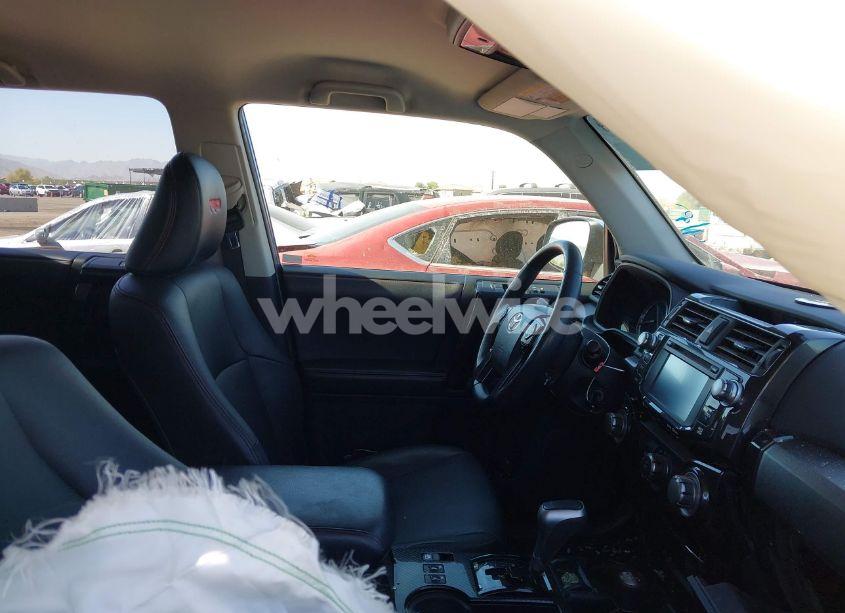 Photo 5 of 2018 Toyota 4runner TRD PRO (VIN JTEBU5JR5J5488241)