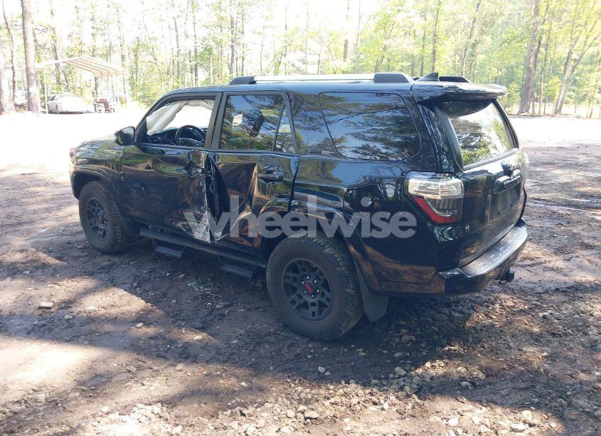 Photo 3 of 2019 Toyota 4runner SR5 PREMIUM (VIN JTEBU5JR5K5627964)