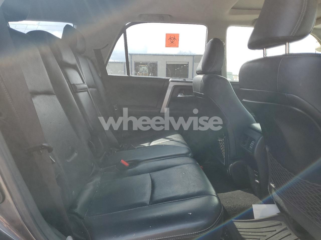 Photo 11 of 2015 TOYOTA 4RUNNER SR5/SR5 PREMIUM (VIN JTEBU5JR6F5204767)