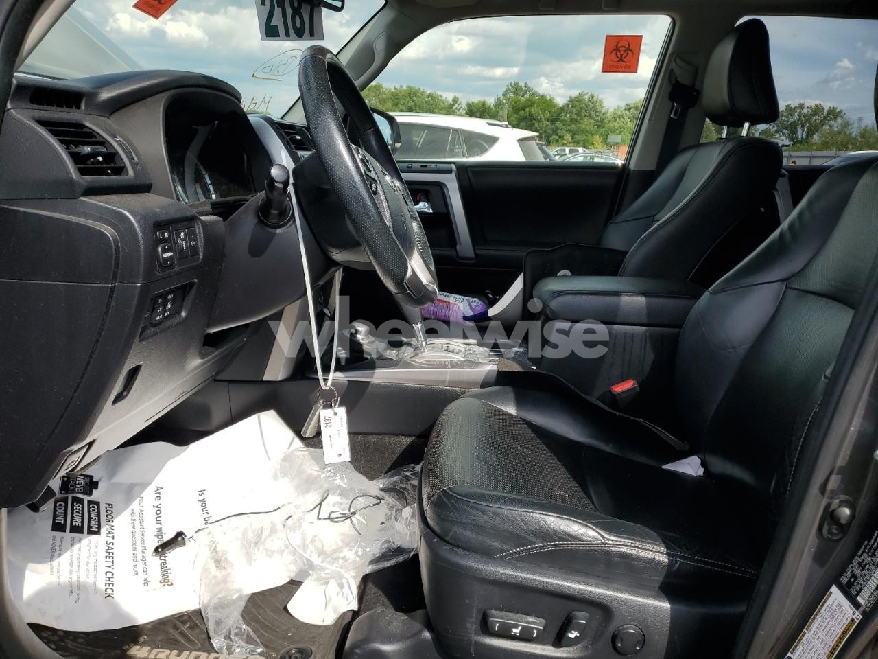 Photo 7 of 2015 TOYOTA 4RUNNER SR5/SR5 PREMIUM (VIN JTEBU5JR6F5204767)