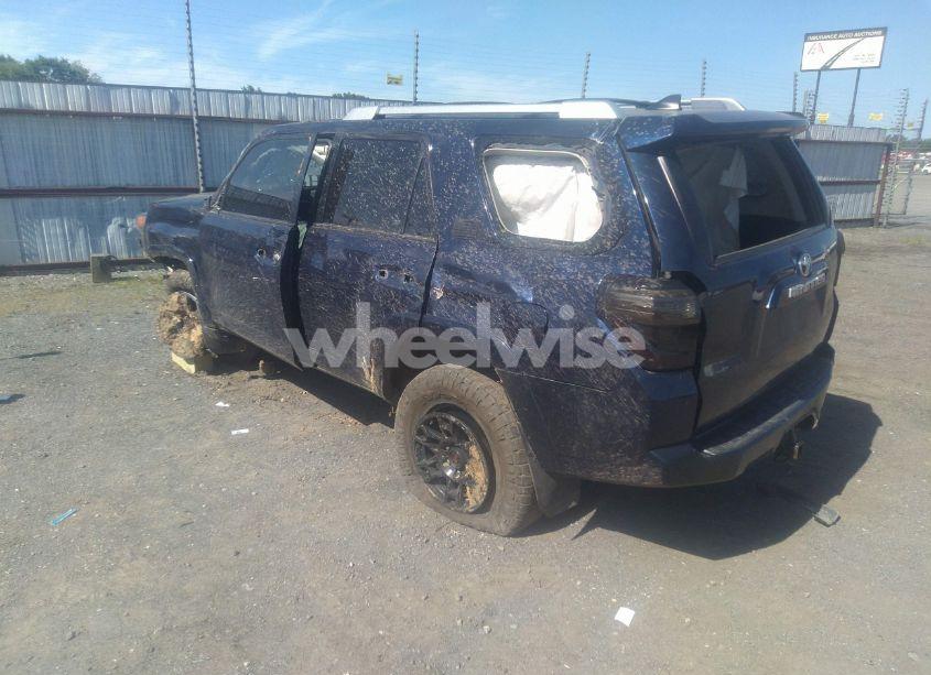 Photo 3 of 2016 Toyota 4runner SR5 (VIN JTEBU5JR6G5280023)