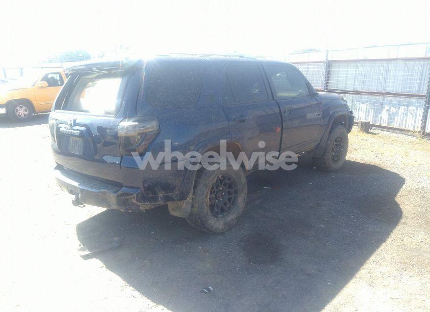 Photo 4 of 2016 Toyota 4runner SR5 (VIN JTEBU5JR6G5280023)