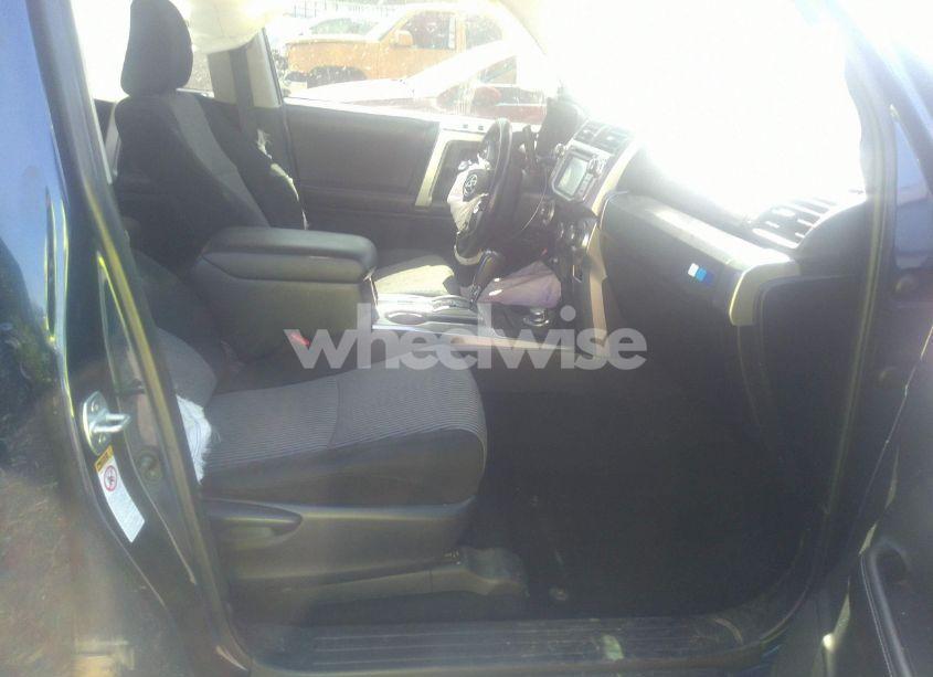 Photo 5 of 2016 Toyota 4runner SR5 (VIN JTEBU5JR6G5280023)